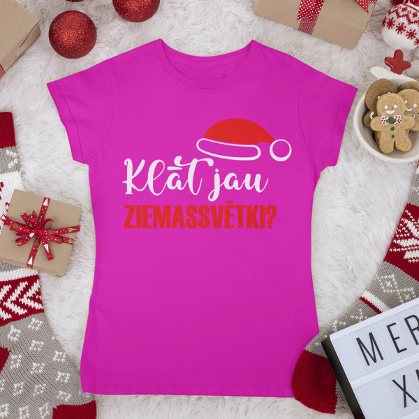 Sieviešu t-krekls "Klāt jau Ziemassvētki"