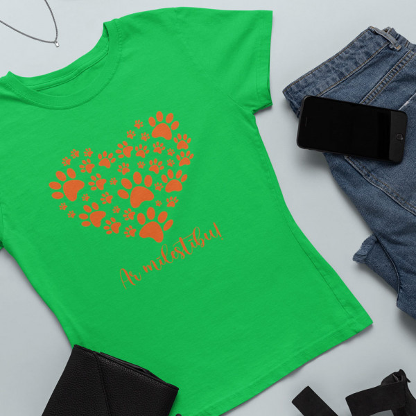 Sieviešu t-krekls "Ar mīlestību"