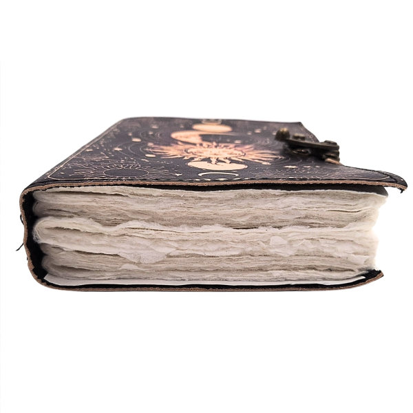 Ādas piezīmju grāmatiņa "Saule un Mēness"