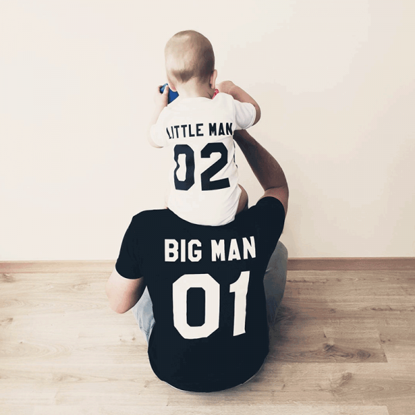 T-kreklu komplekts "Big man and Little man" ar Jūsu izvēlētiem numuriem
