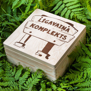 Koka kaste "Līgavaiņa komplekts" (30x30cm)