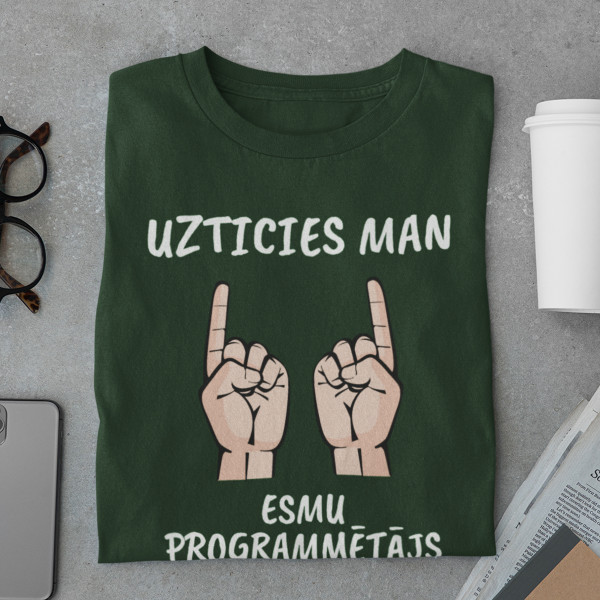 T-krekls "Uzticies programmētājam"