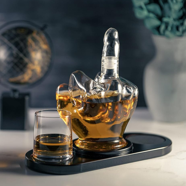 Grafīna un 2 glāžu komplekts "Middle Finger"