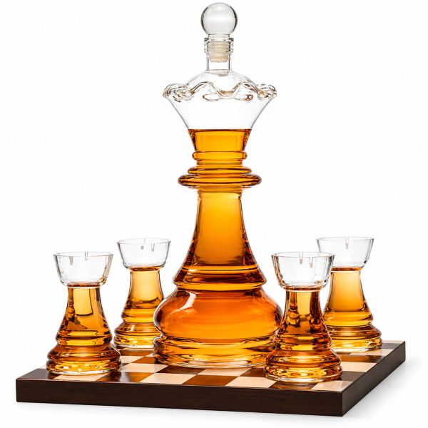 Grafīna un 4 glāžu komplekts "Royal Chess"