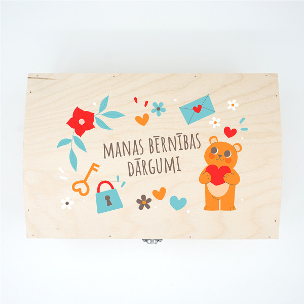 Koka kastīte "Manas bērnības dārgumi" Koka kastīte "Manas bērnības dārgumi"