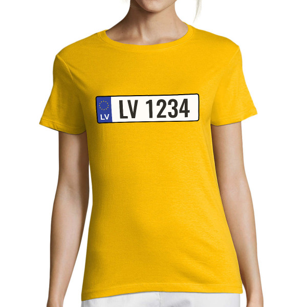 Sieviešu t-krekls "Automašīnas numurs" ar Jūsu izvēlētu mašīnas numuru