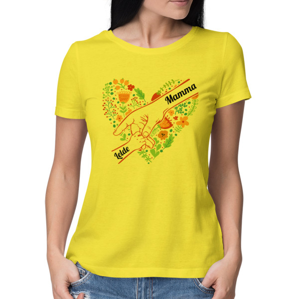 Sieviešu T-krekls "Mammas sirds" ar izvēlētiem bērnu vārdiem