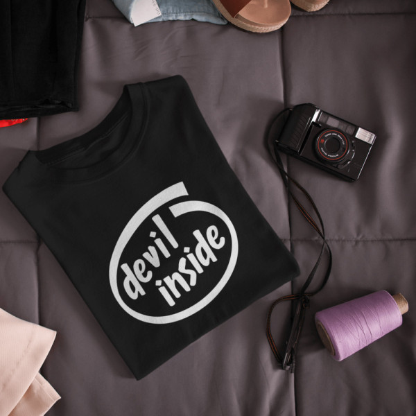 Sieviešu T-krekls "Devil inside"