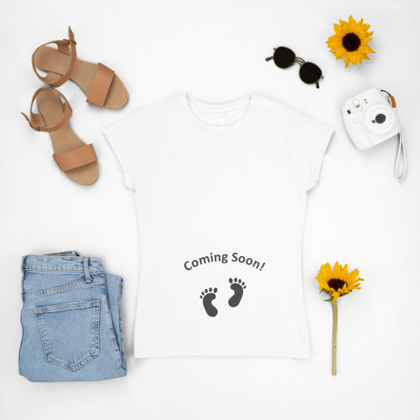 Sieviešu T-krekls "Coming soon"
